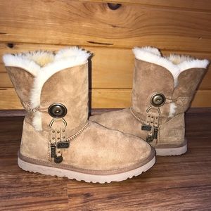 UGG Bailey Button Charm boots